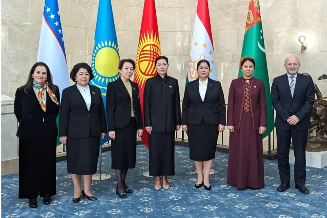 women leaders' caucus
